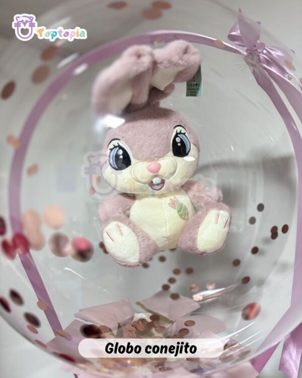 detalle con peluche en globo para cumpleaños o aniversarios