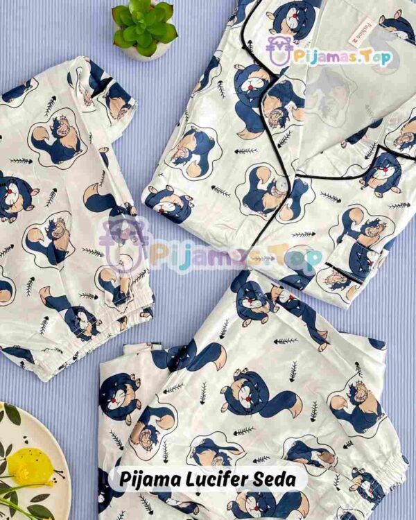 Pijama de personaje Disney Lucifer el gato travieso de la película Cenicienta.